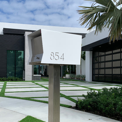 The Original Retrobox in ARCTIC WHITE - Modern Mailbox light grey