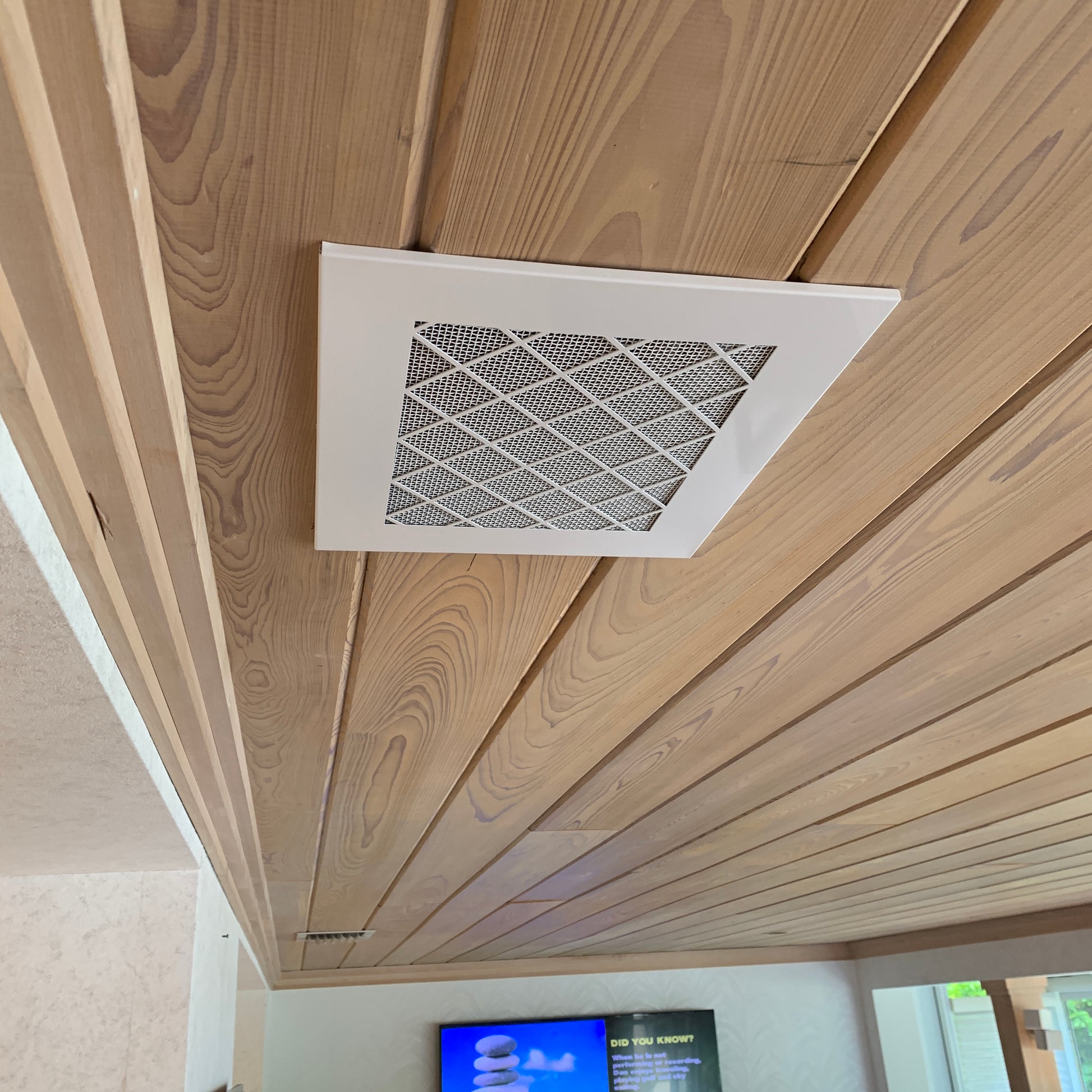 AC ceiling vent - CleanVent Diamond Pattern