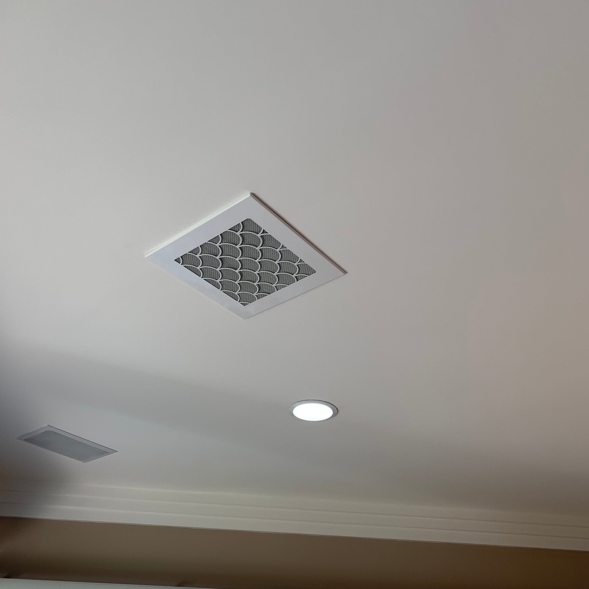 AC ceiling vent - CleanVent Scallop Pattern